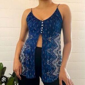 Kimchi Blue Tank Top Spaghetti Strap with a front slit, S